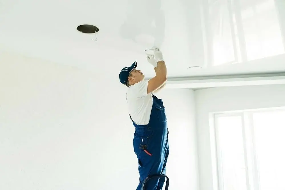 Things to Know About Office Light Fixture Installation